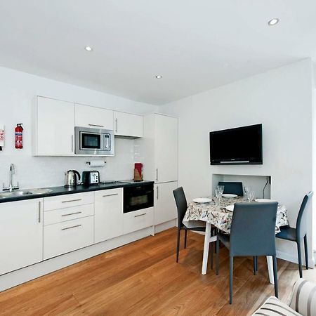 The Apartment, 24 West End Terrace, Winchester Exterior foto