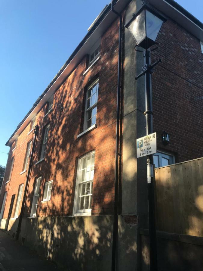 The Apartment, 24 West End Terrace, Winchester Exterior foto